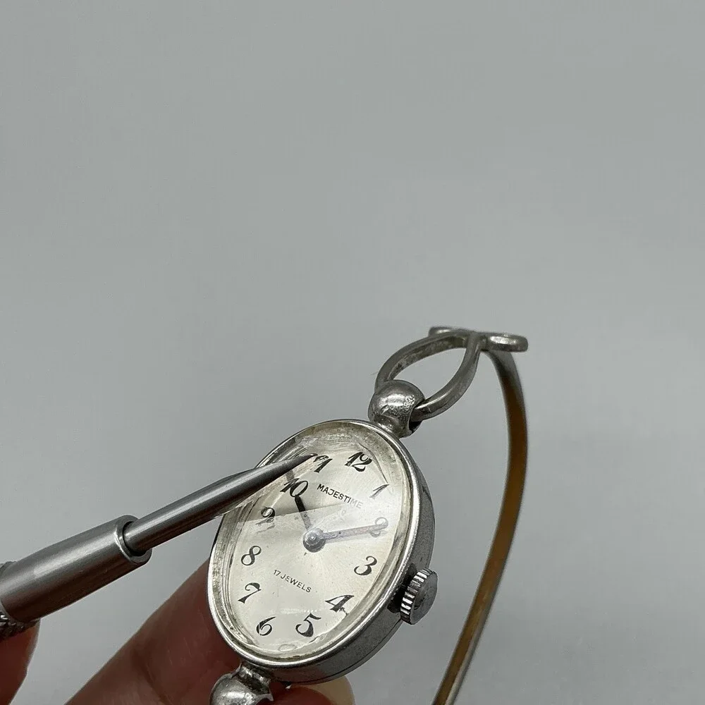 Vintage Majestime Womens Watch 19mm Silver Dial Silver Bangle Manual 17 Jewels